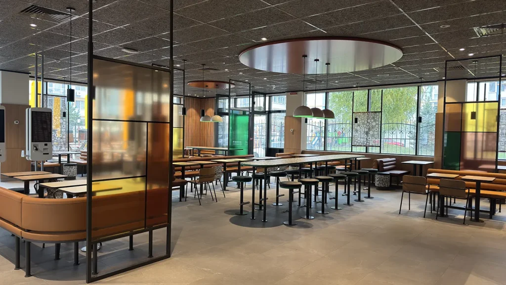 restaurant-mcdonalds-bazhana-3