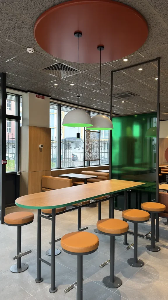 restaurant-mcdonalds-bazhana-7